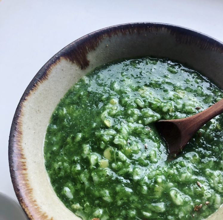 ほうれん草とスパイスで作る春のキチュリ｜体にやさしいデトックスレシピ